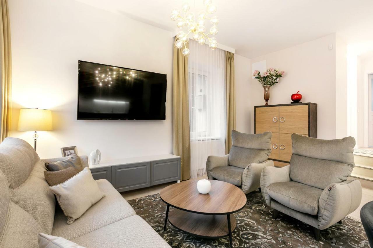 Luxury For Everyone - Hills Park Lux Apartments 3 فيلنيوس المظهر الخارجي الصورة