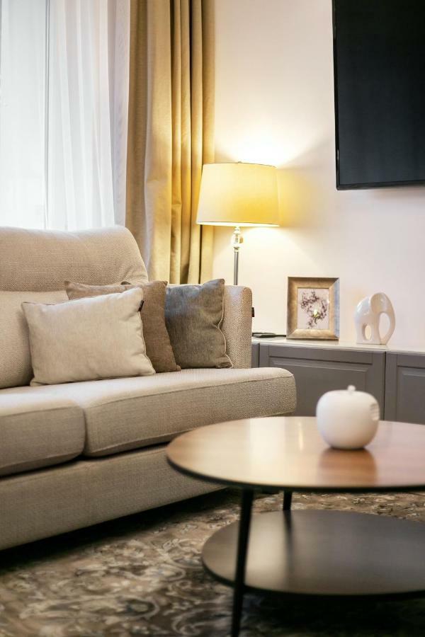 Luxury For Everyone - Hills Park Lux Apartments 3 فيلنيوس المظهر الخارجي الصورة